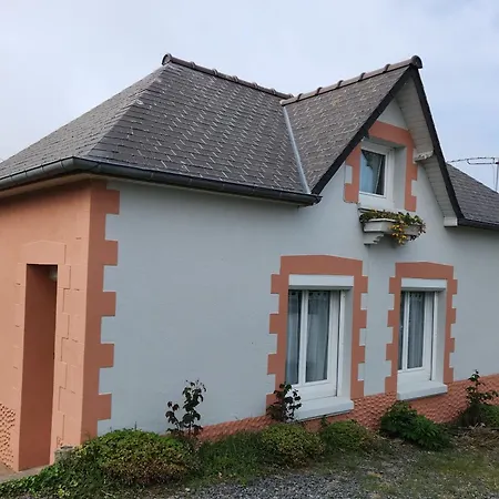 Les Clematites Tatil Evi Hillion